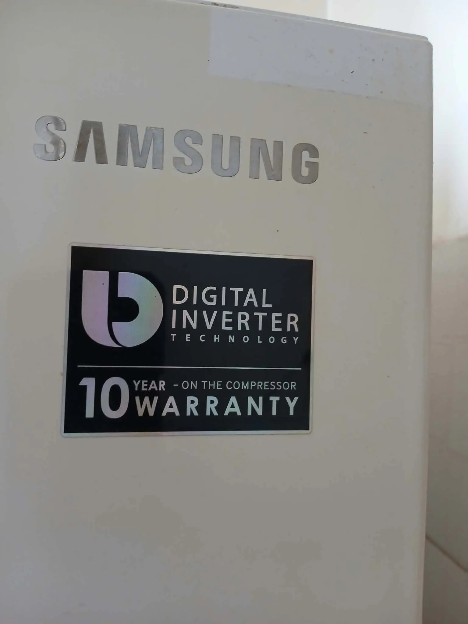 À vendre – Réfrigérateur Samsung + Cuisinière Arthur Martin Electrolux – Très bon fonctionnement