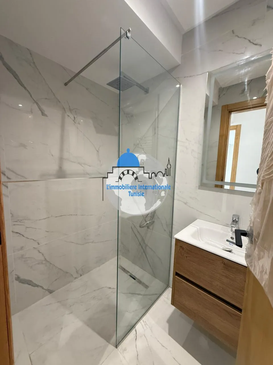 à vendre appartement en S+2 à Sahloul 3 