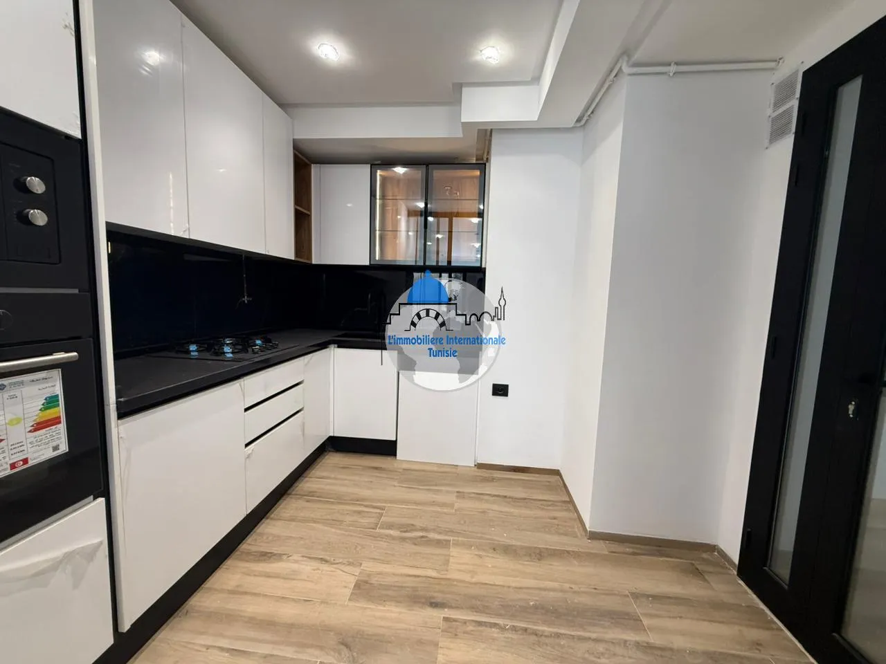 à vendre appartement en S+2 à Sahloul 3 