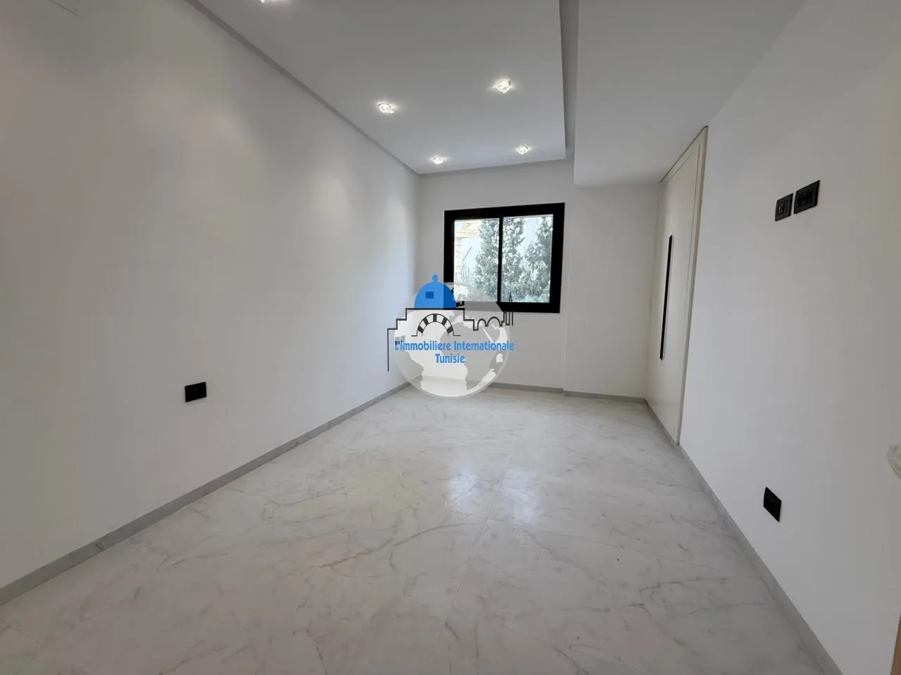 à vendre appartement en S+2 à Sahloul 3 