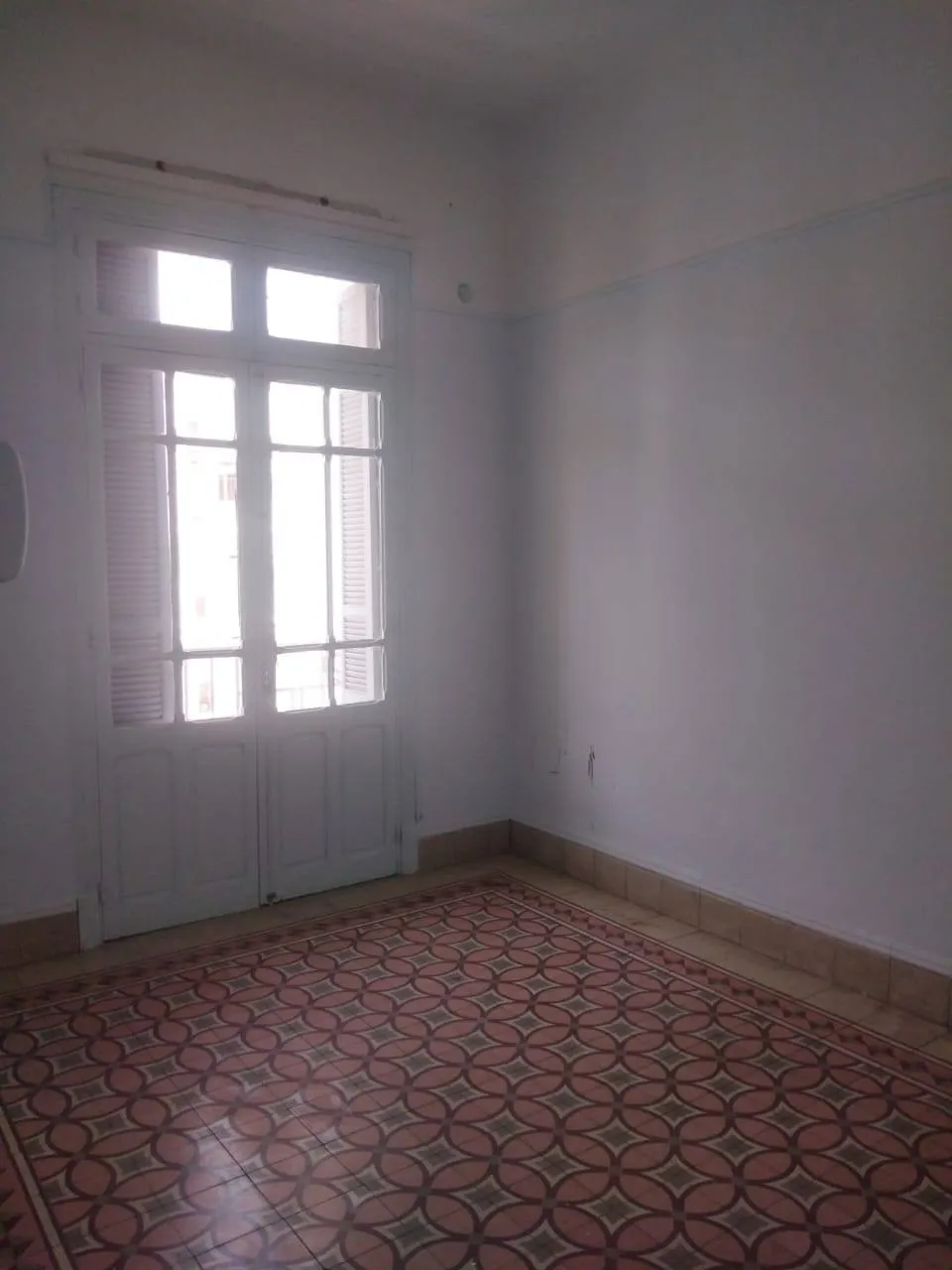 a vendre un appartement