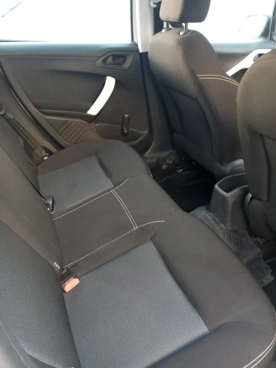 voiture Peugeot 99958728