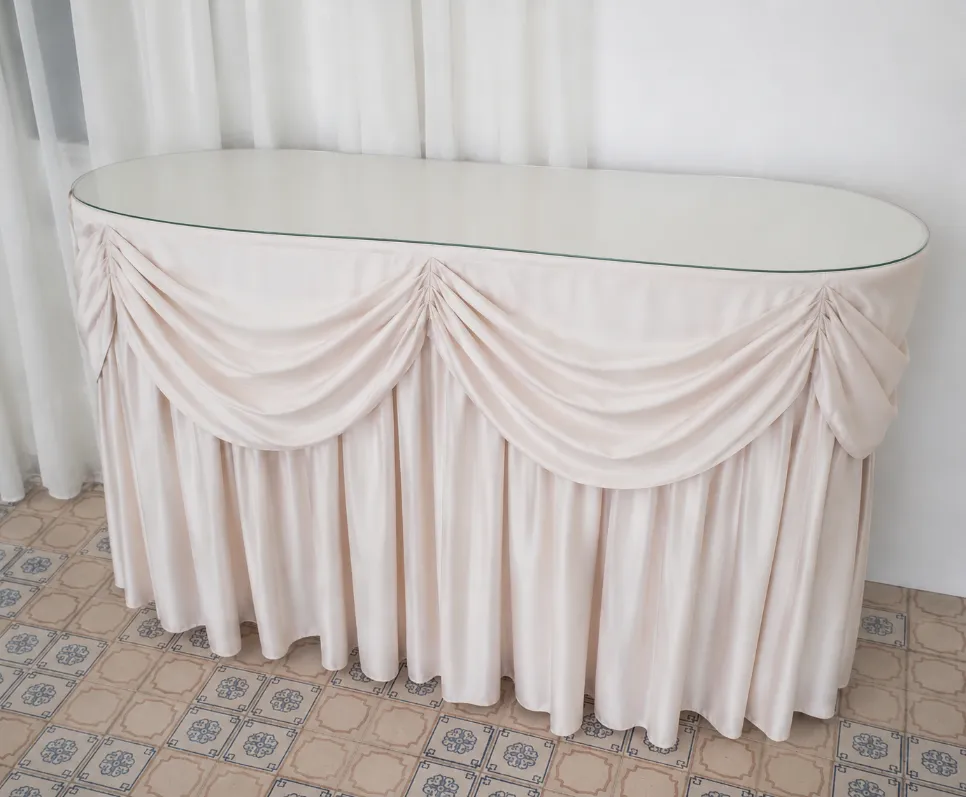 Élégante table console drapée
