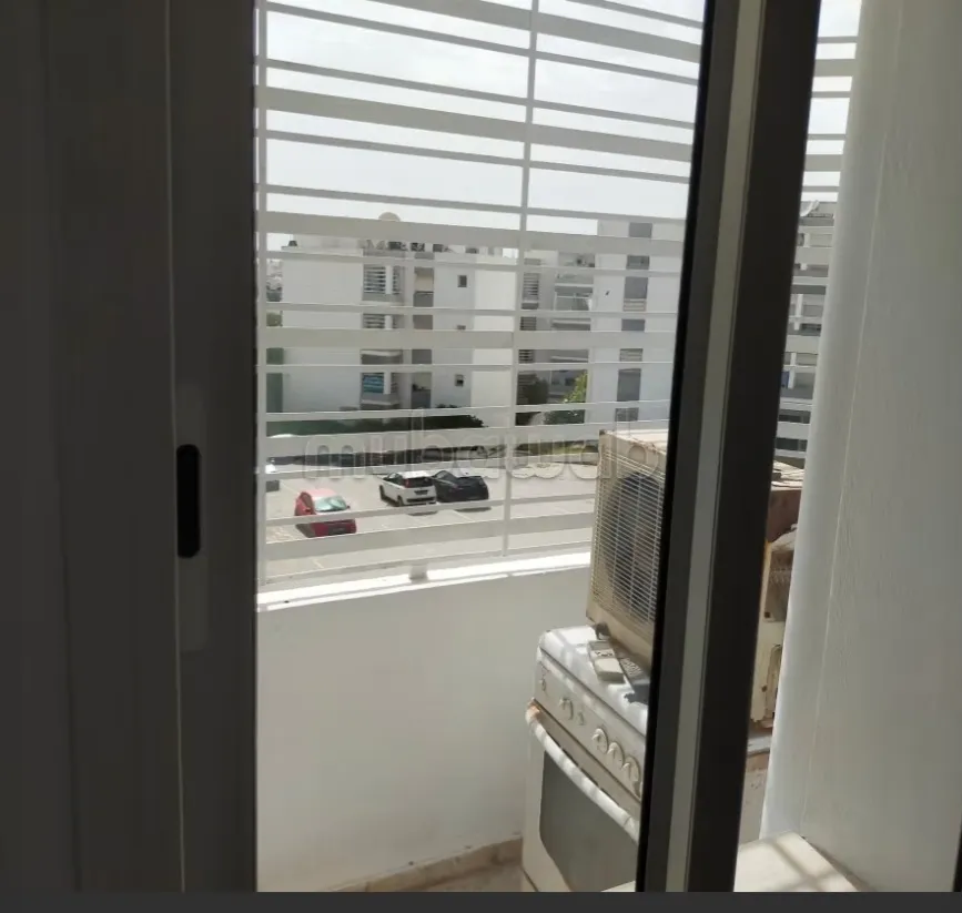 Location S1 vide à El Manar 1