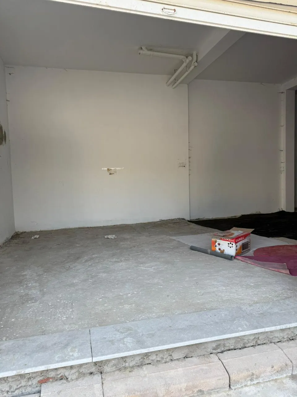 Entrepôt de stockage / Local commercial