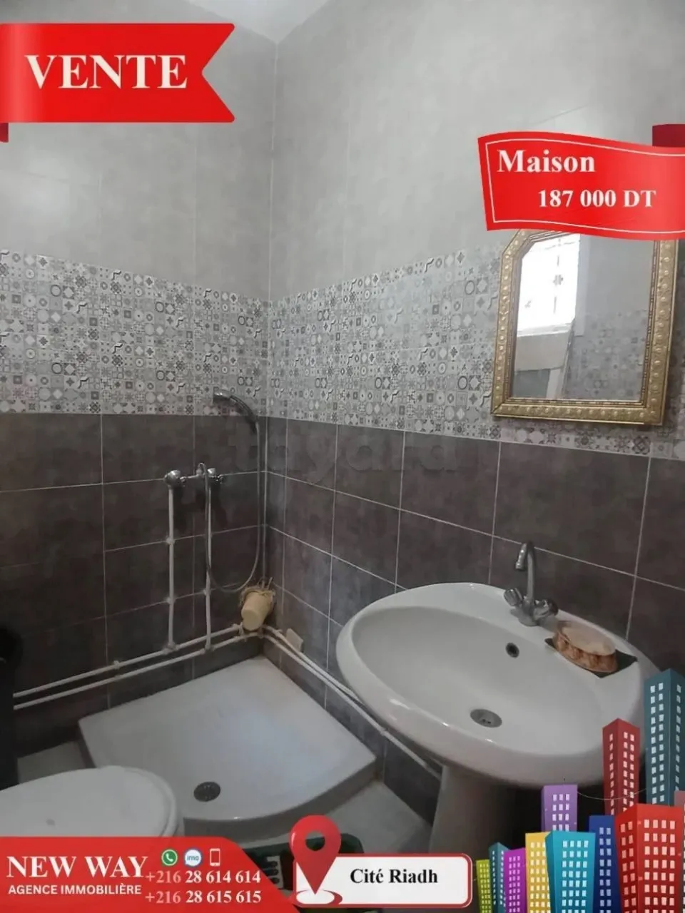 Maison à Cité Riadh , Proche de toutes Commodités