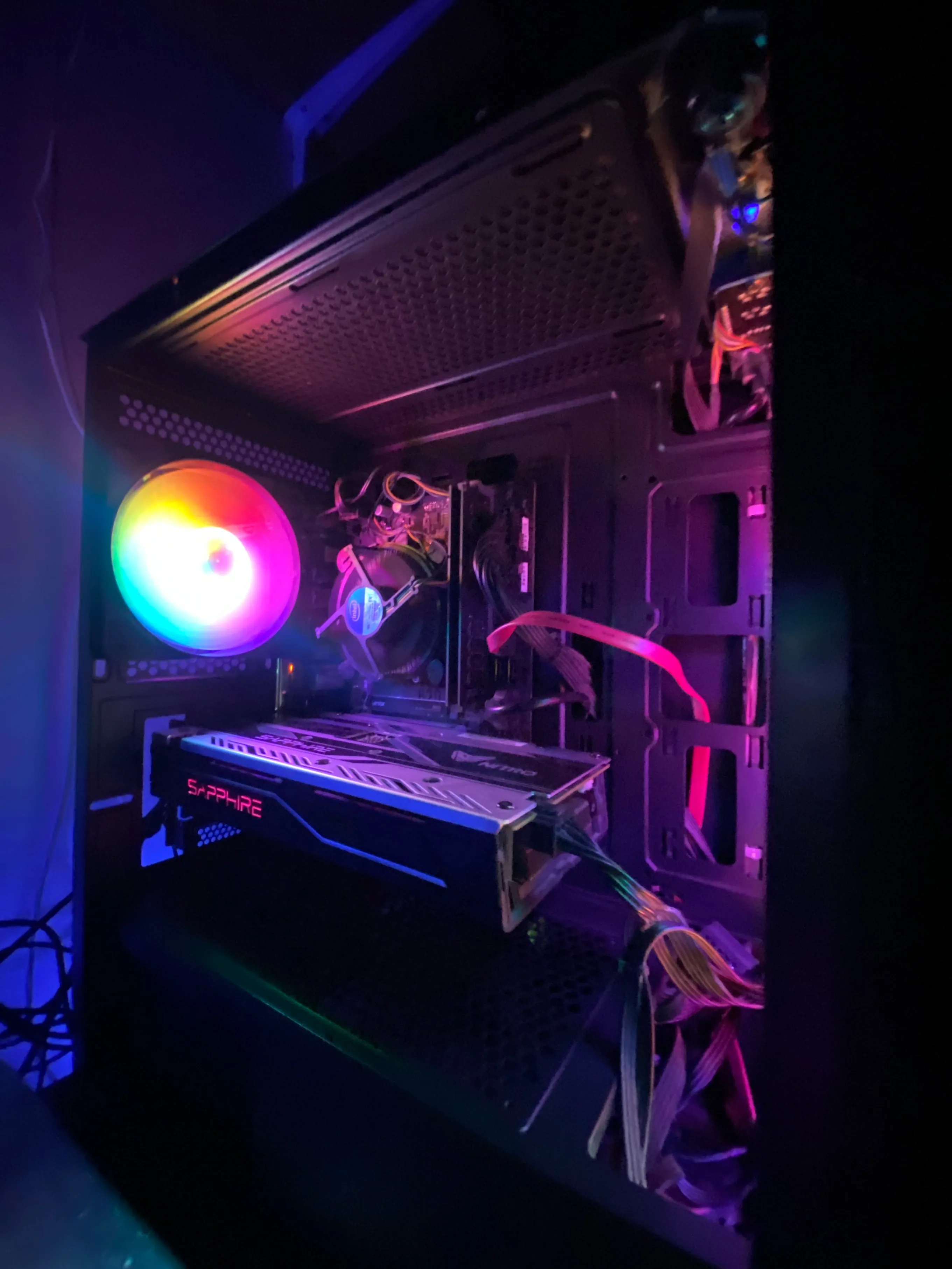 Full Setup Gaming Pc \ MAG FORGE M100A