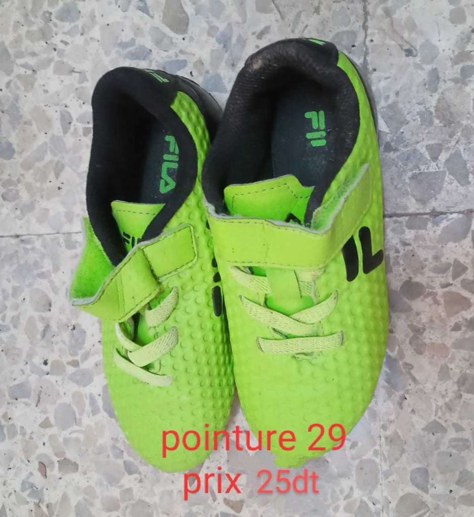 Crampons toutes les pointures sont disponibles