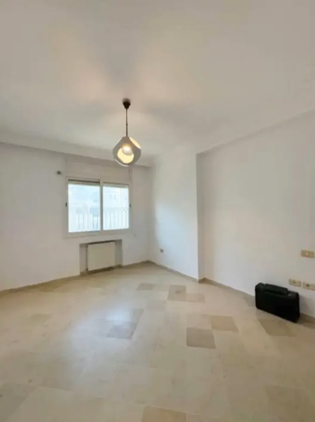 cité Ennasr 🇹🇳 Appt Ssm+3# occasion unique