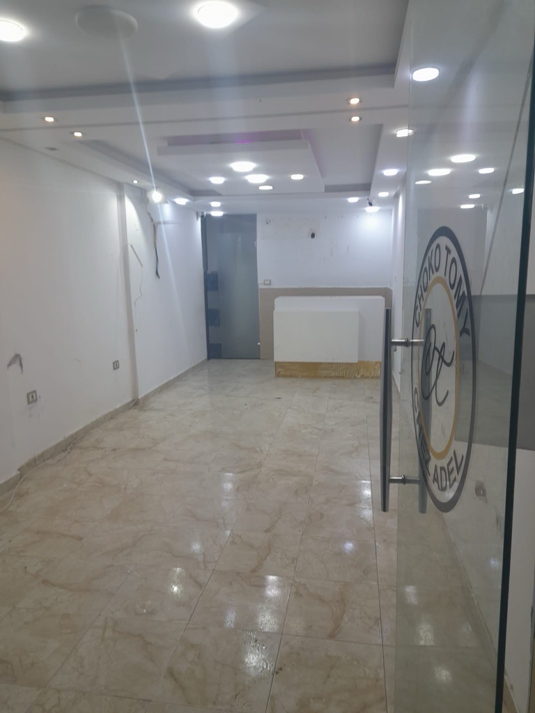 A LOUER local commercial tout commerce  