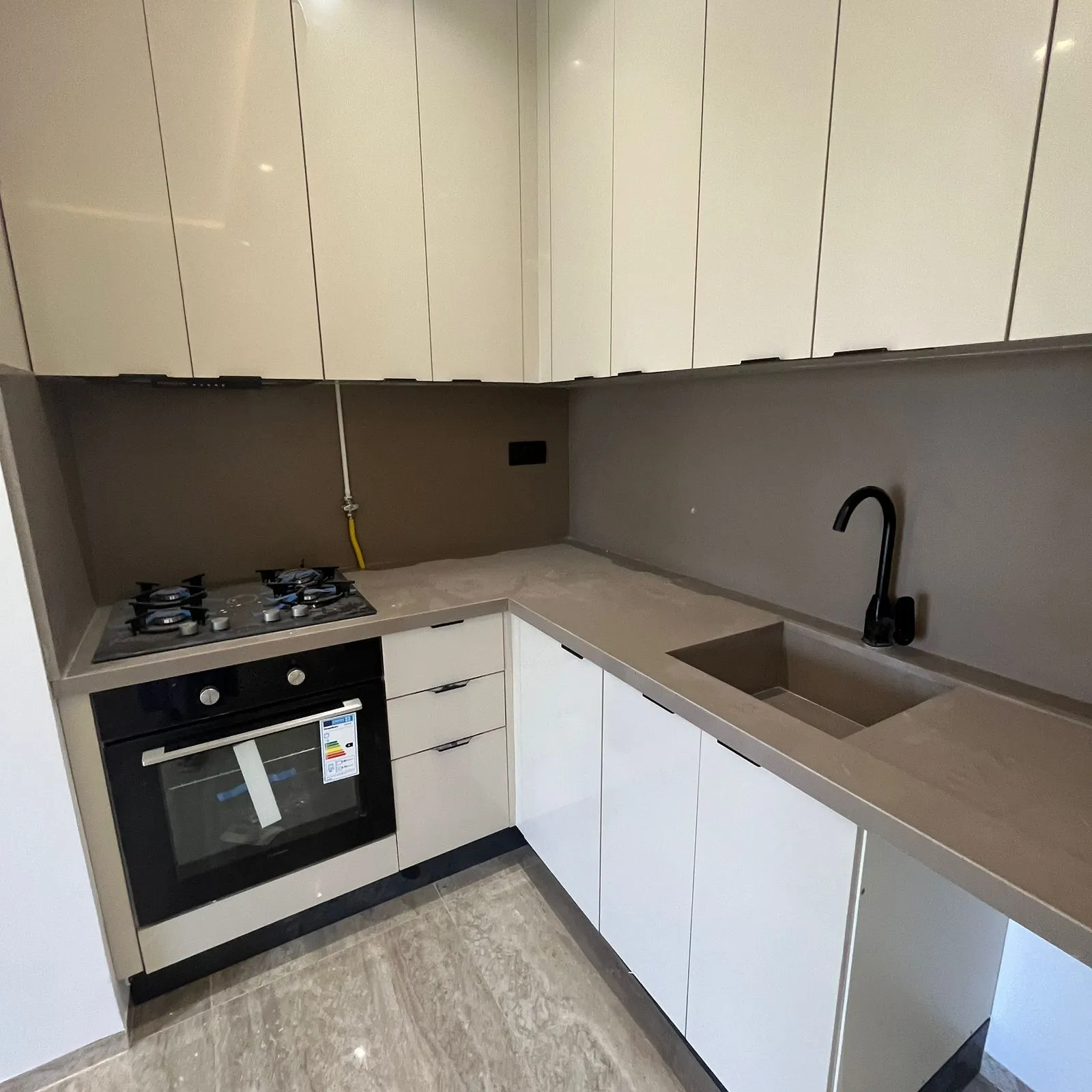 Un Appartement s+2 zone miramar ☎️53123208☎️