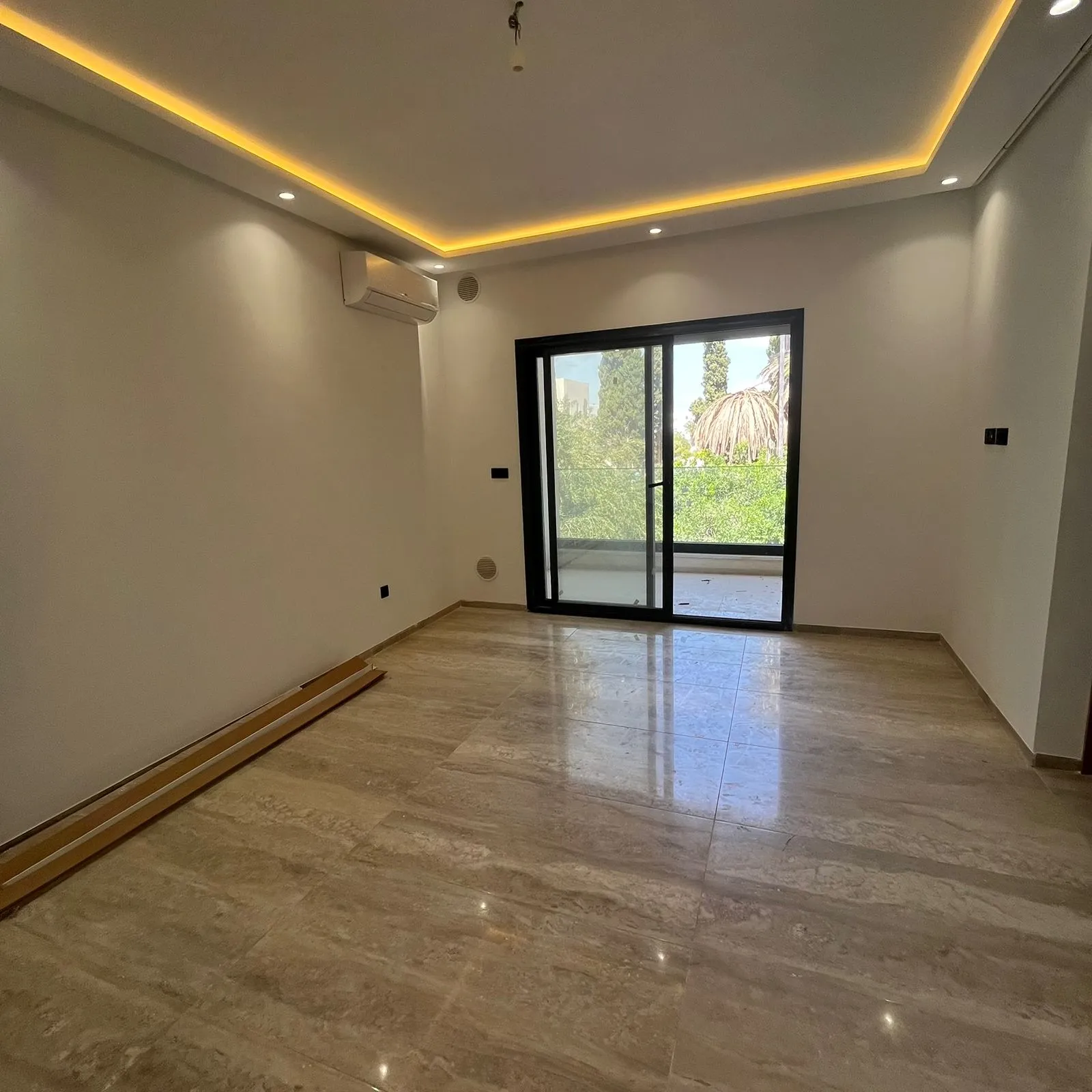 Un Appartement s+2 zone miramar ☎️53123208☎️
