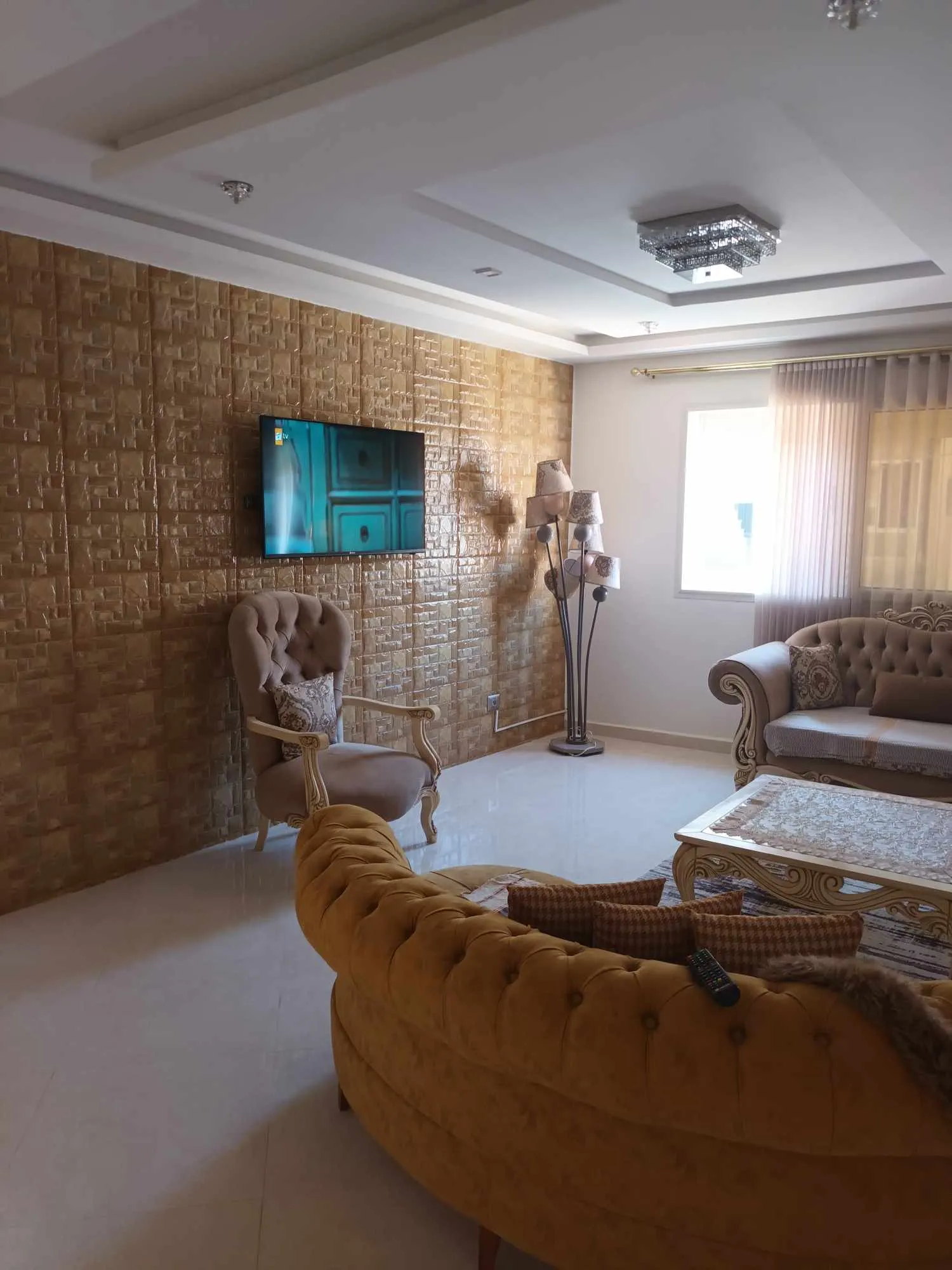 étage de villa haut standing meublé situé au début de la Corniche Bizerte.
