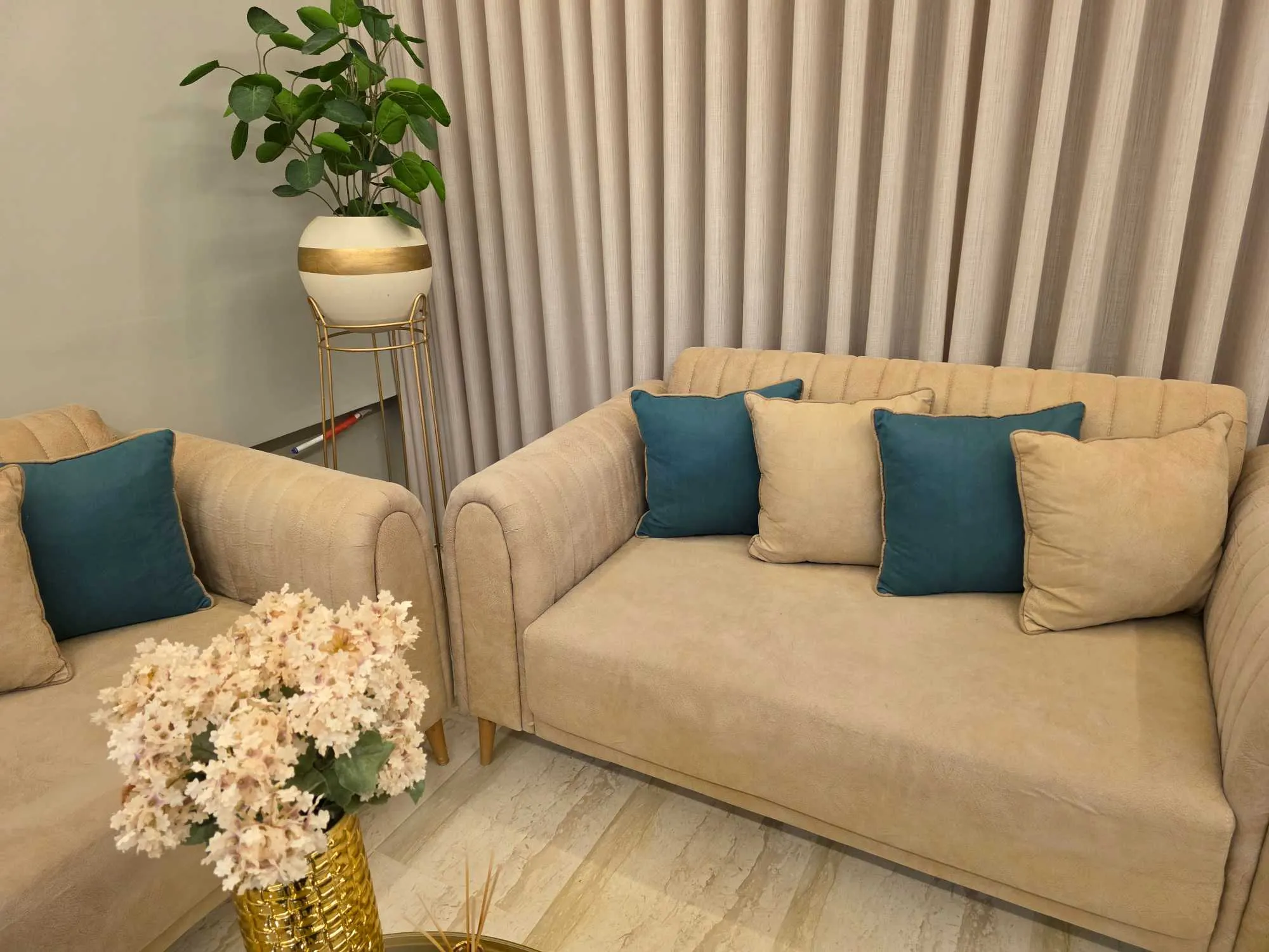 Salon chic à sfax 29 212 338 