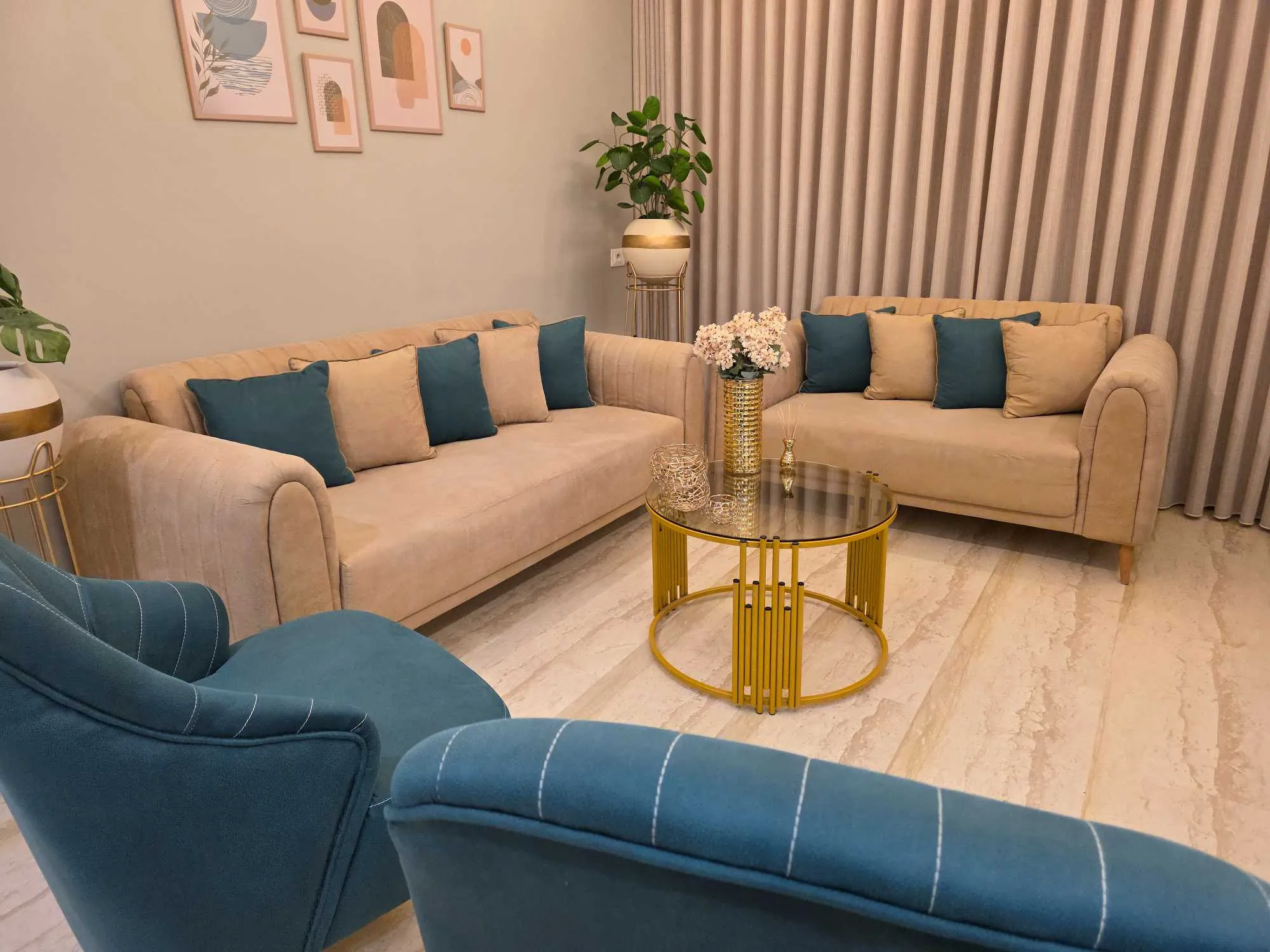 Salon chic à sfax 29 212 338 