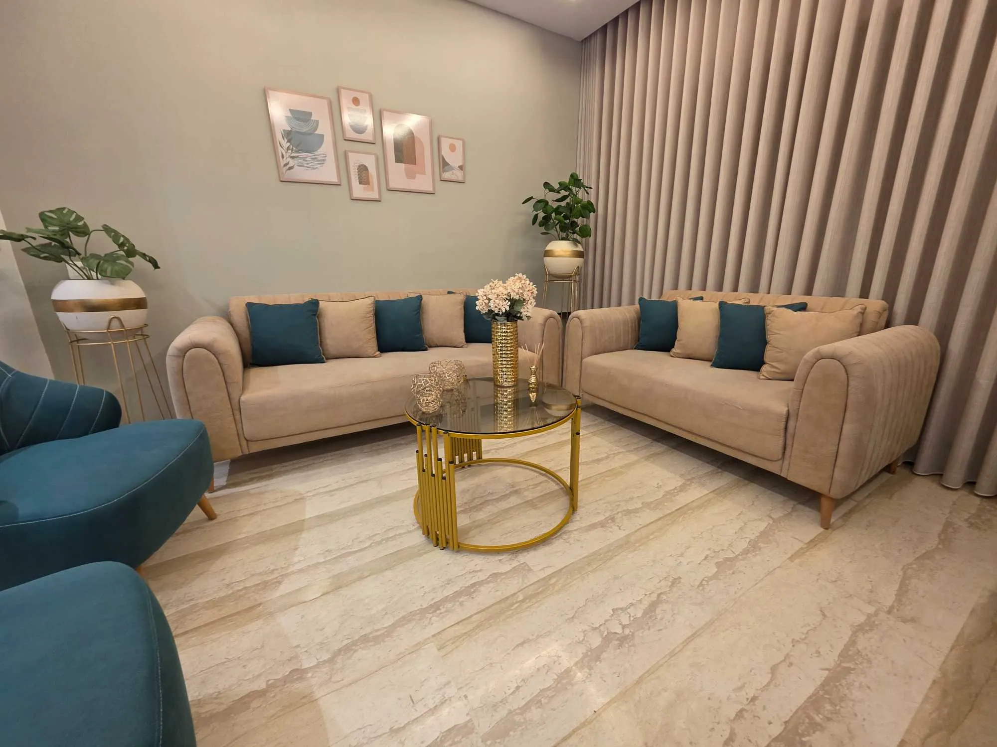 Salon chic à sfax 29 212 338 