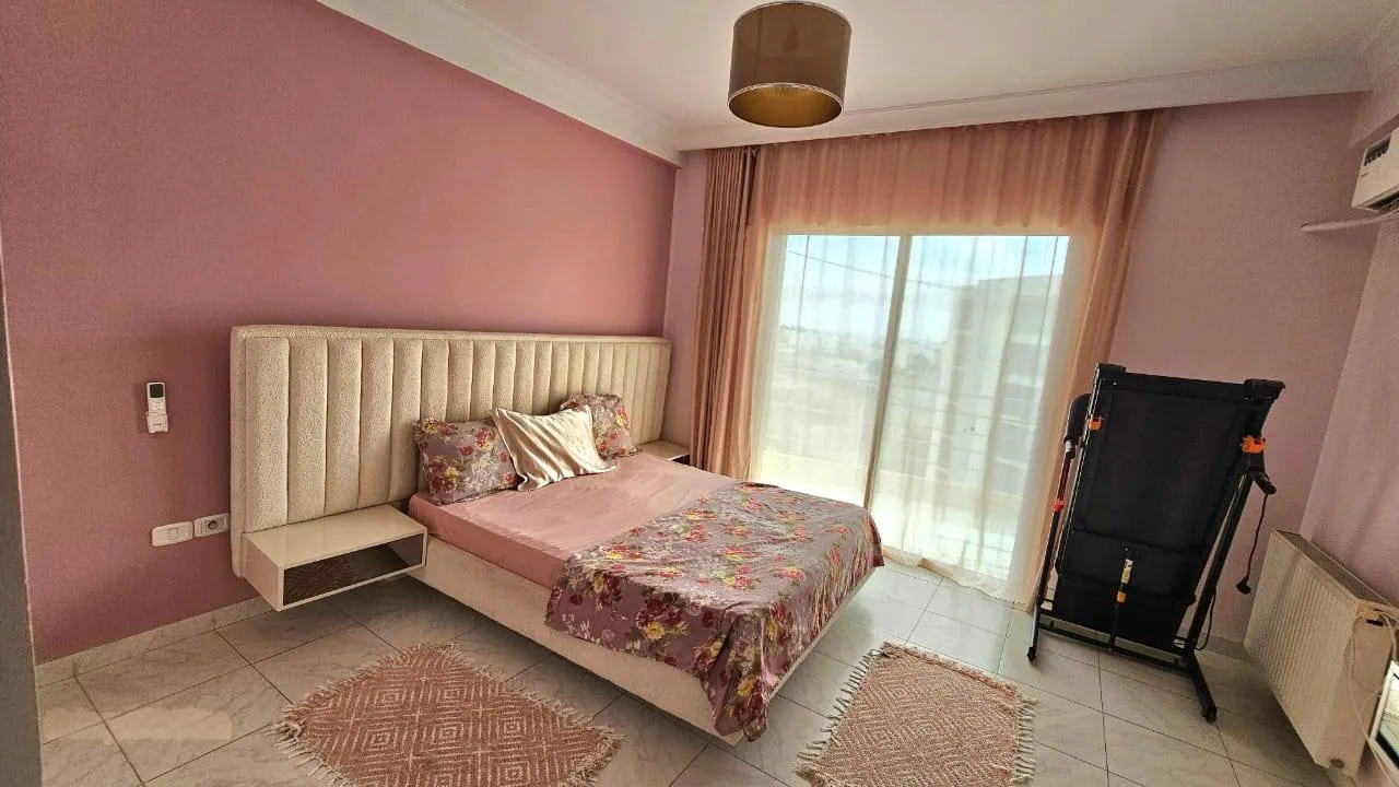 Appartement S4 à MENZAH 9C