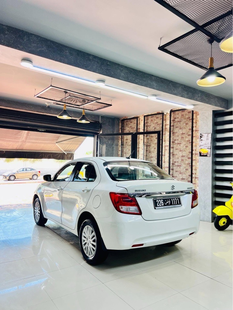 Suzuki dzire 