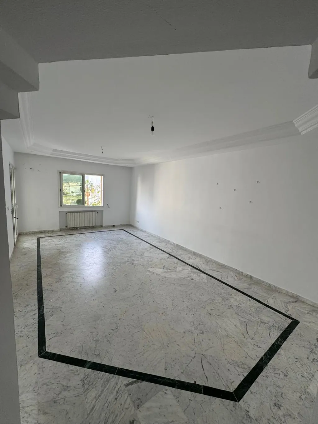 À vendre appartement S+3 125m² à Ezzahra – Quartier calme et stratégique
