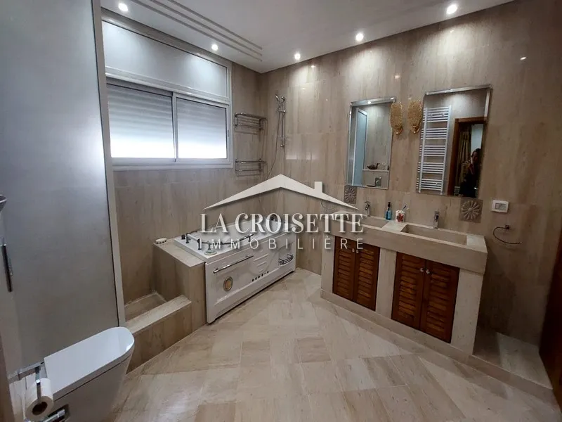 Villa S+4 meublée à La Marsa MVL0910