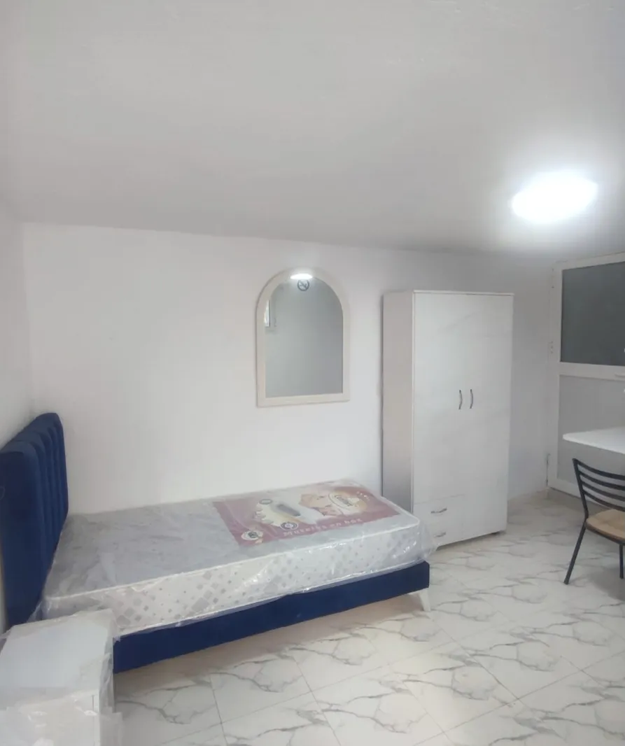 Location S0 meublé à El Menzah 6