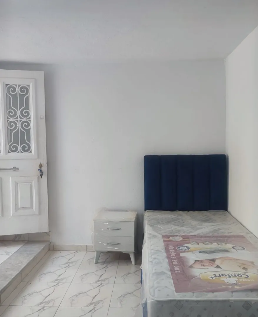 Location S0 meublé à El Menzah 6