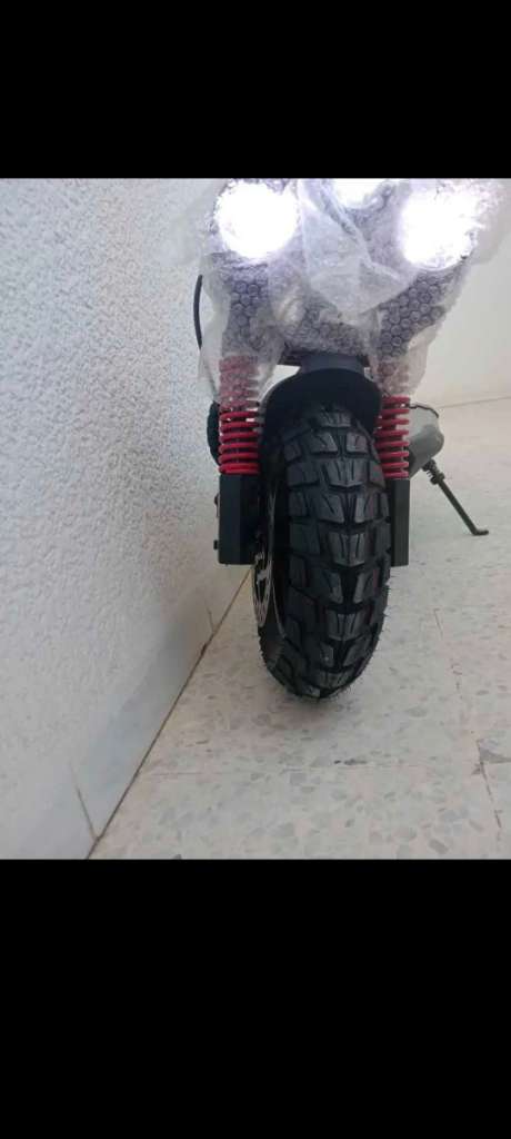 Scooter électrique cacheté