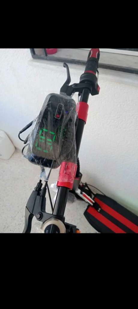 Scooter électrique cacheté