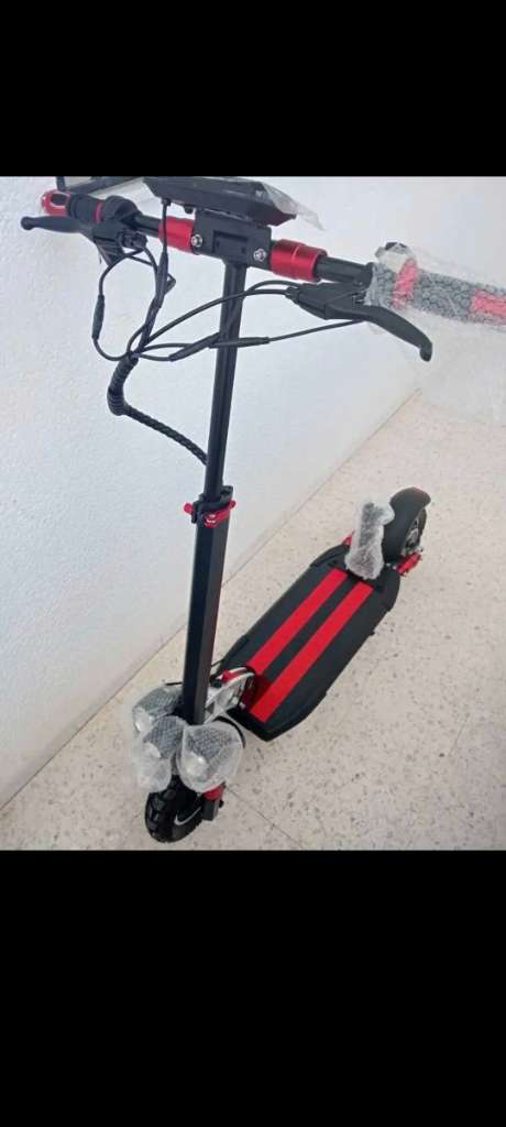 Scooter électrique cacheté