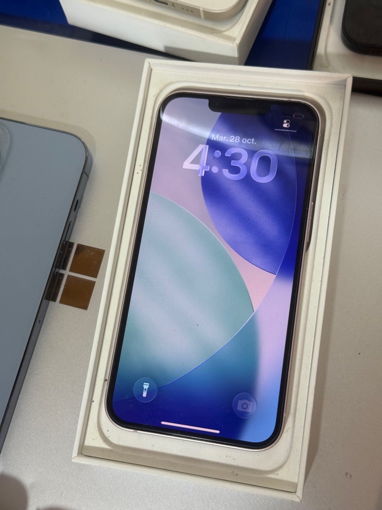 iPhone 13