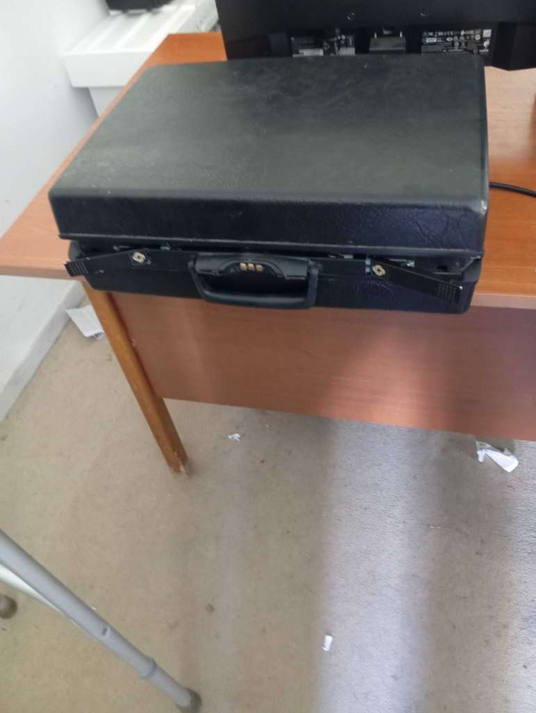 Valise se diplomatique