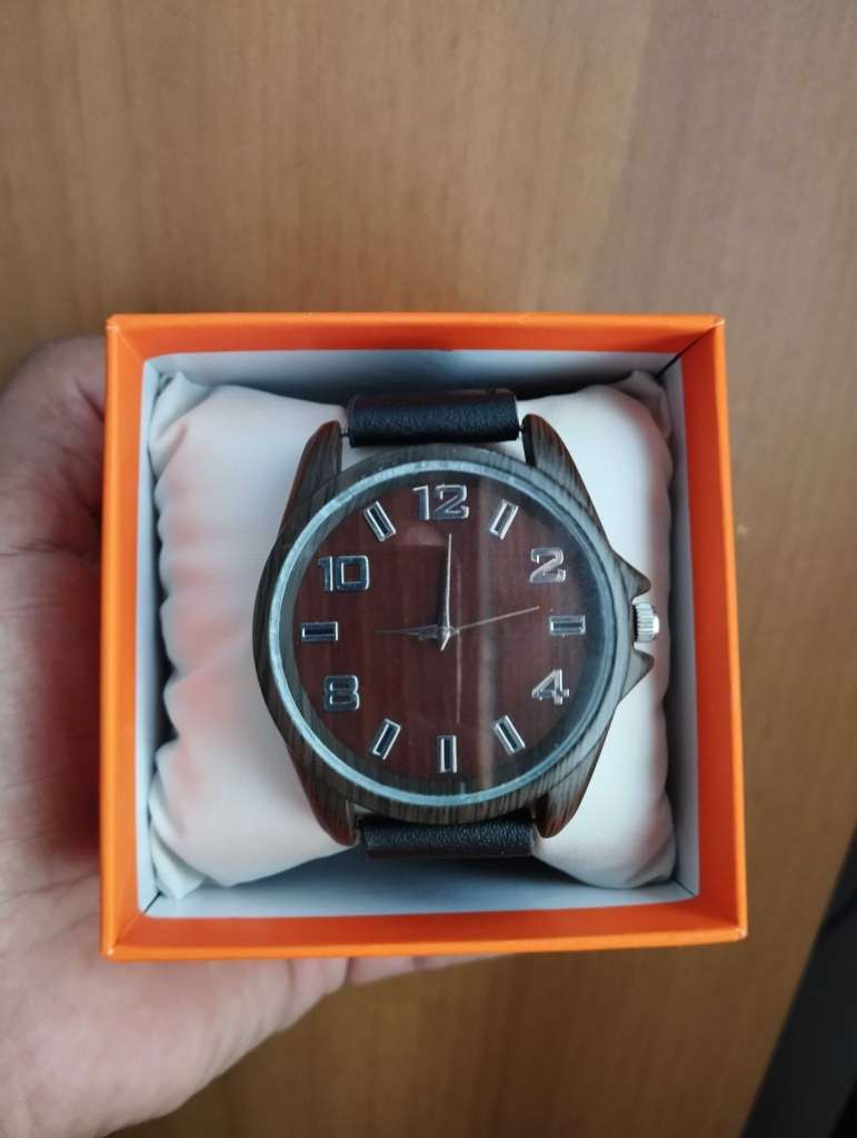 Montre Effet Bois Grand Format