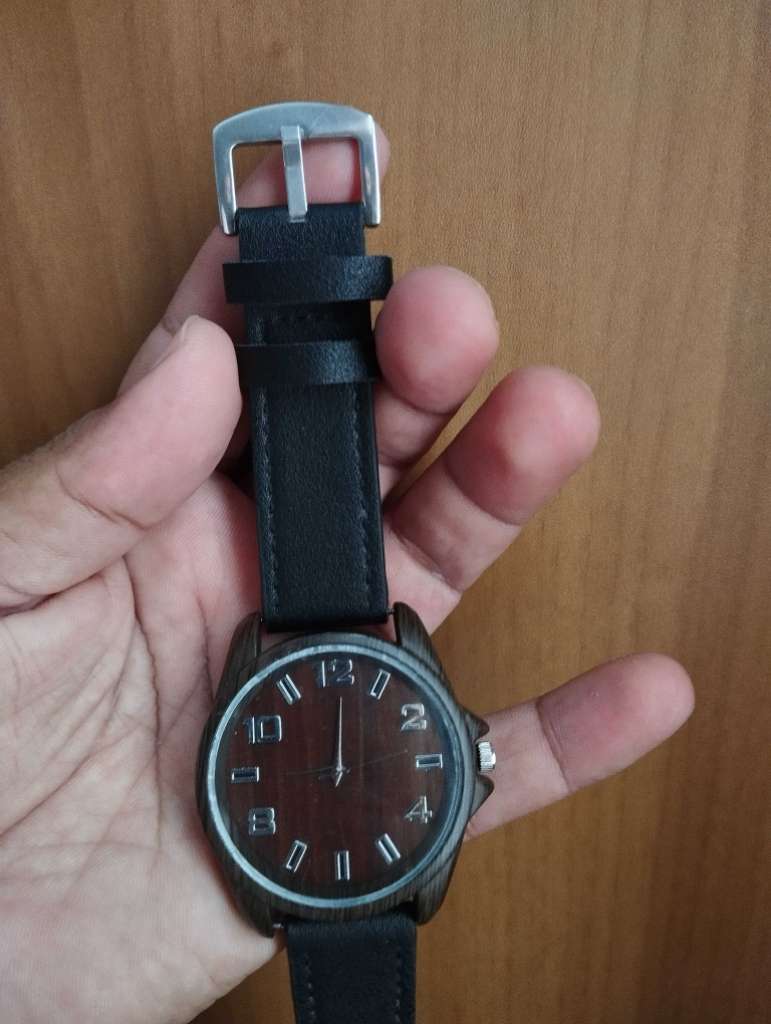 Montre Effet Bois Grand Format