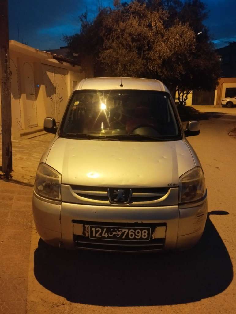 Partner 5 places disel