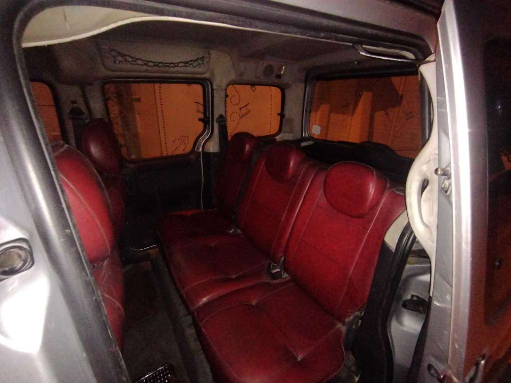 Partner 5 places disel