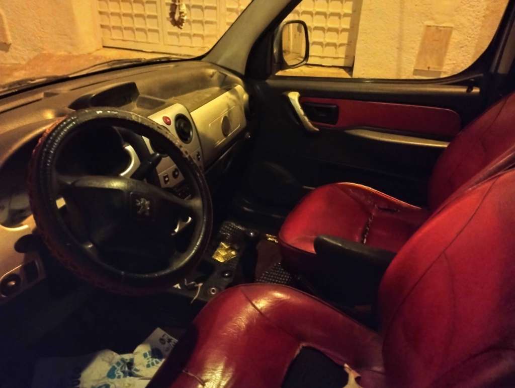 Partner 5 places disel