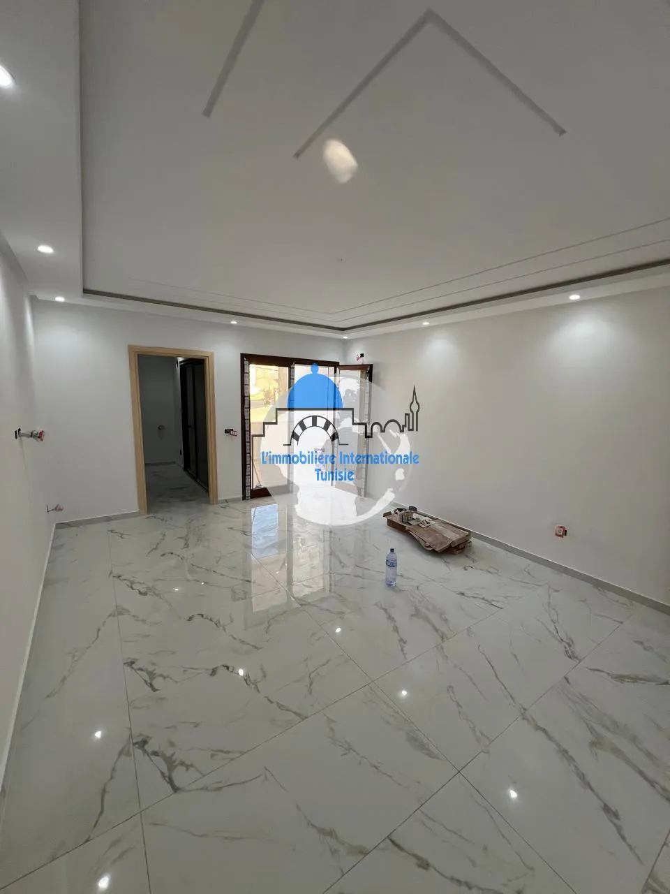 Appartement à louer, jamais habité, à Sahloul 4