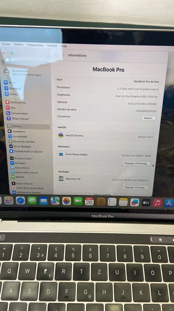 💻 MacBook Pro 13,3" Retina avec Touch Bar & Touch ID – Core i5, 8Go RAM, 256Go SSD