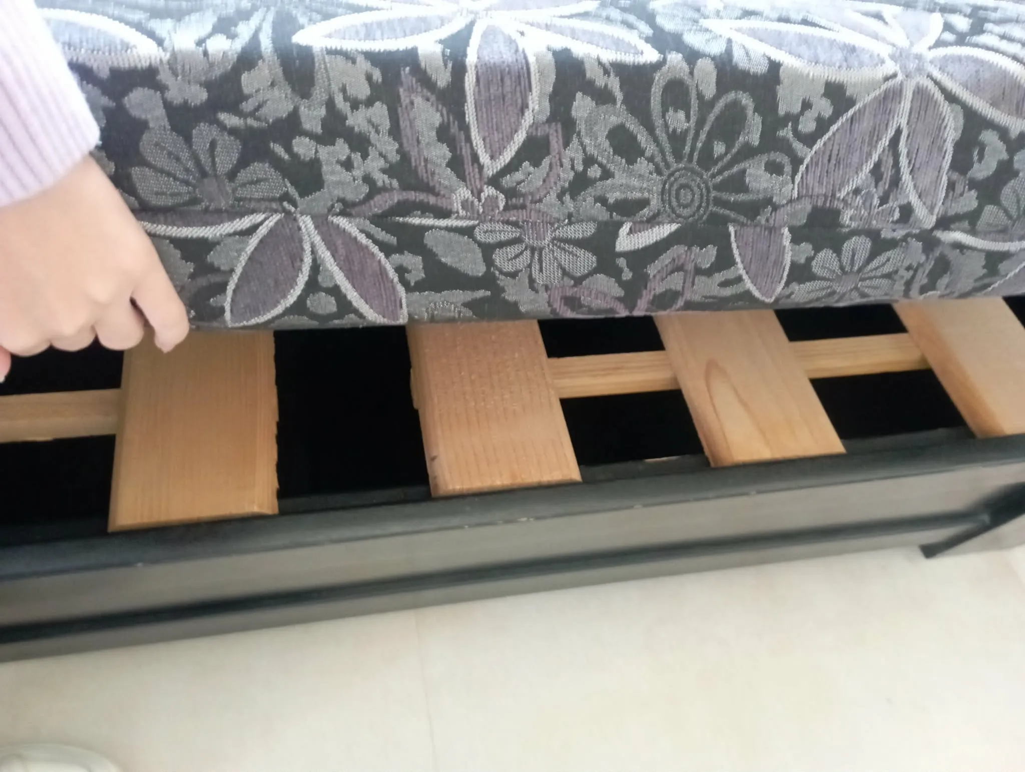 Salon ocasion avec coussin prix neogociable