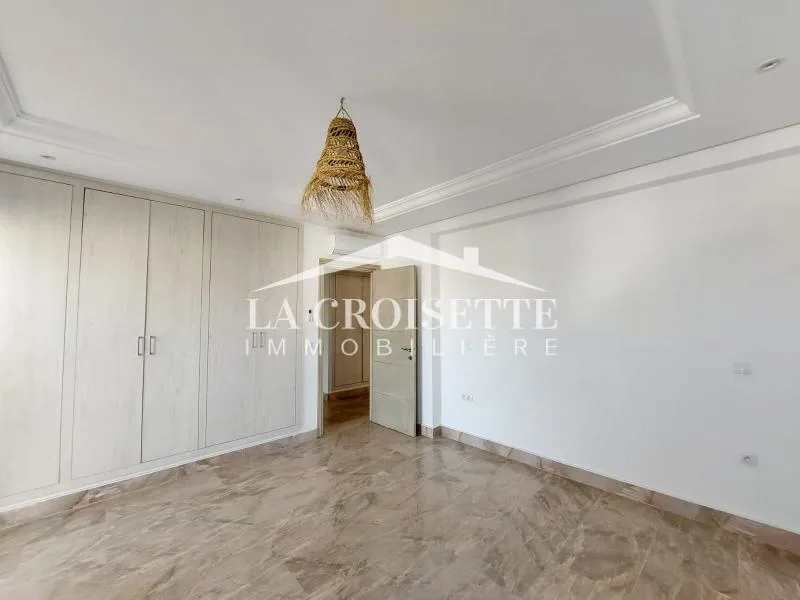 Appartement s3 avec terrasse à Gammarth MAL1905