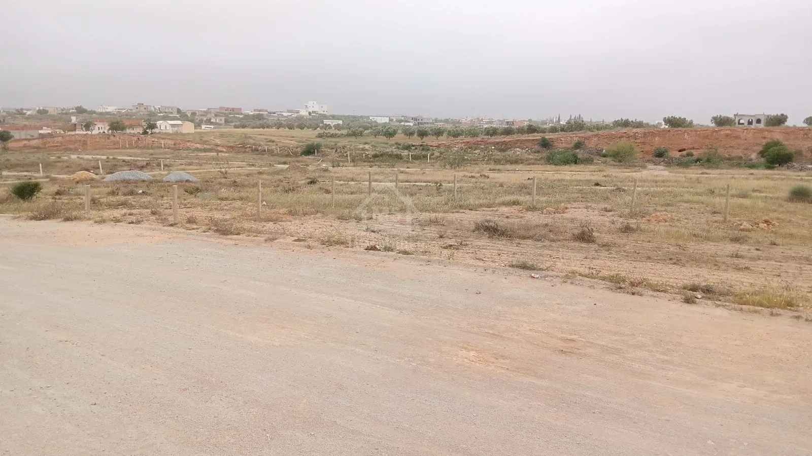Un superbe lot de terrain de 382 m² à Hammamet Sud à vendre 51355351