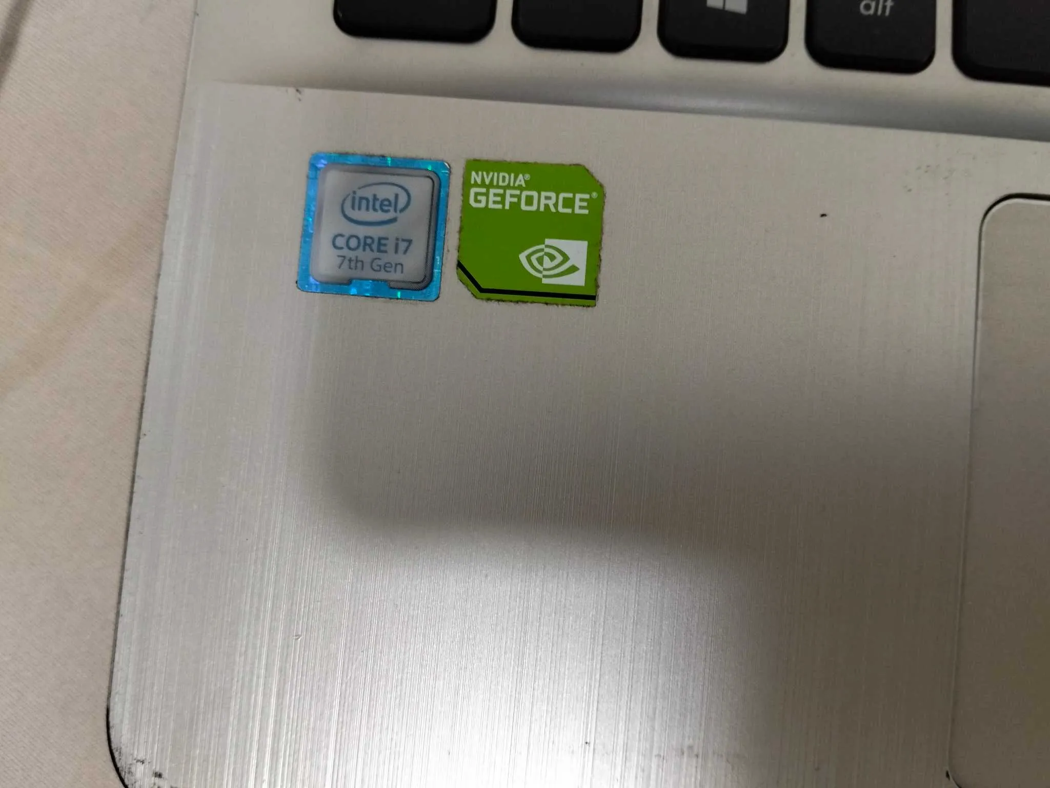 PC Portable ASUS X541U i7 7th Gen / 8GB / 1TB / Nvidia GeForce