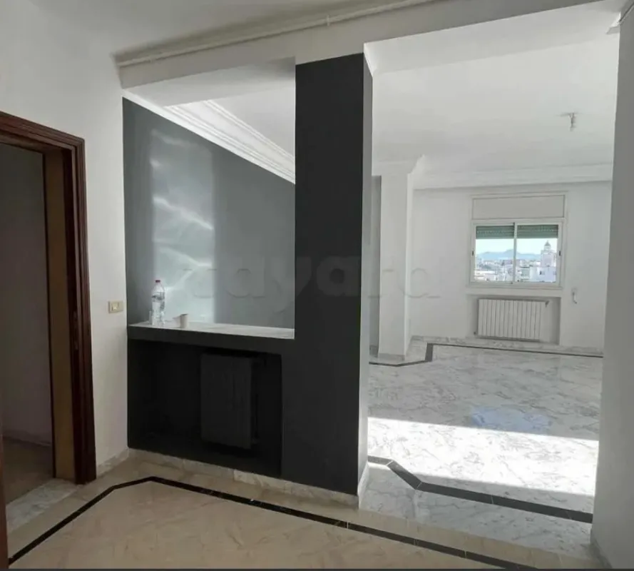 Location S3 vide à Ennasr 2