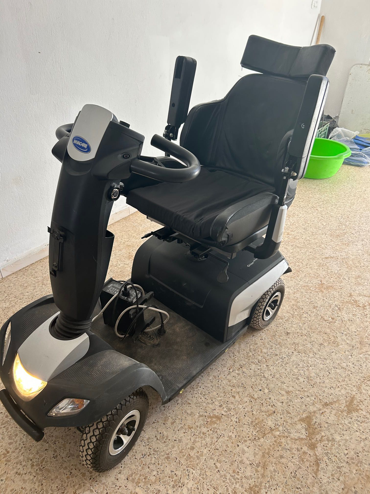 À vendre scooter électrique handicapé 4 roues 