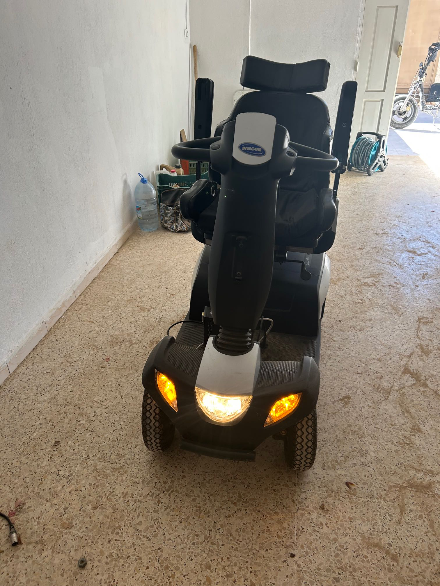 À vendre scooter électrique handicapé 4 roues 