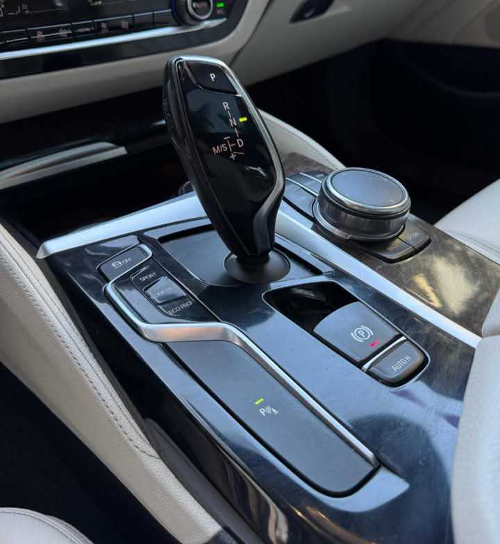 đ©đȘ BMW serie 5 luxury line essence đ©đȘ
âïž on accepte l Ă©change des voitures