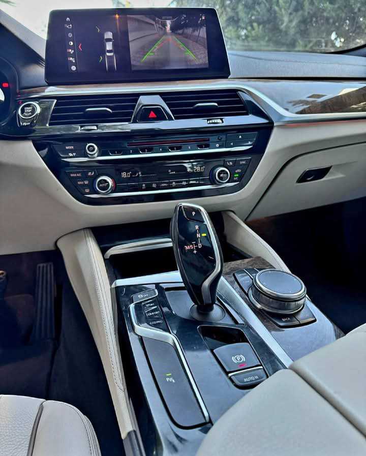 đ©đȘ BMW serie 5 luxury line essence đ©đȘ
âïž on accepte l Ă©change des voitures