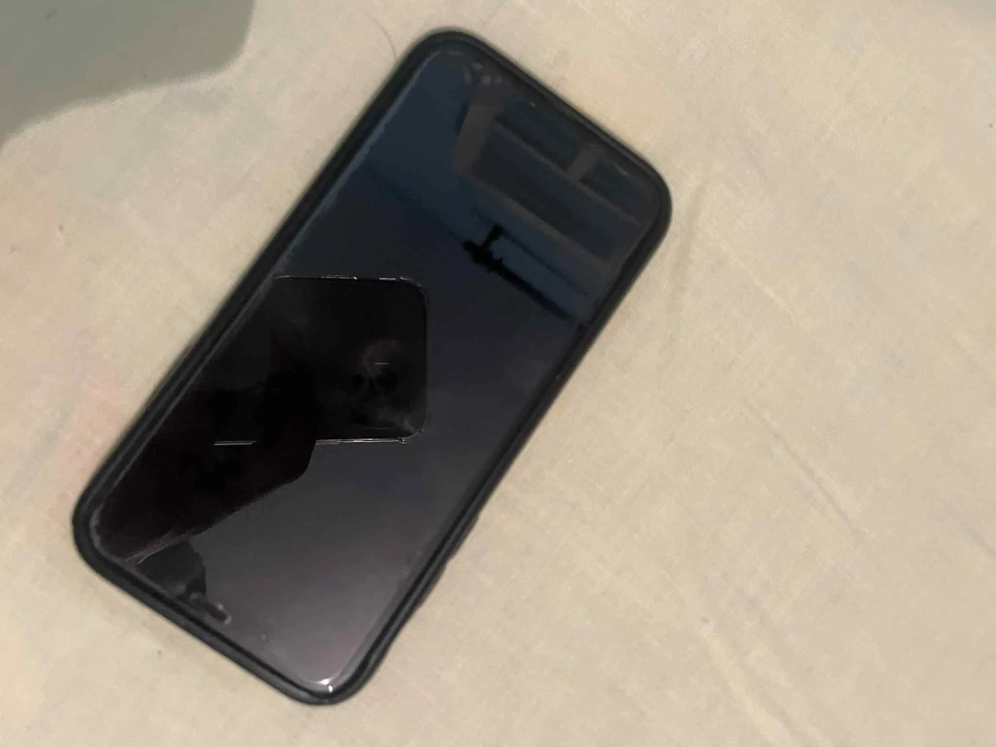 📱 iPhone X 64 Go – Très bon état à vendre