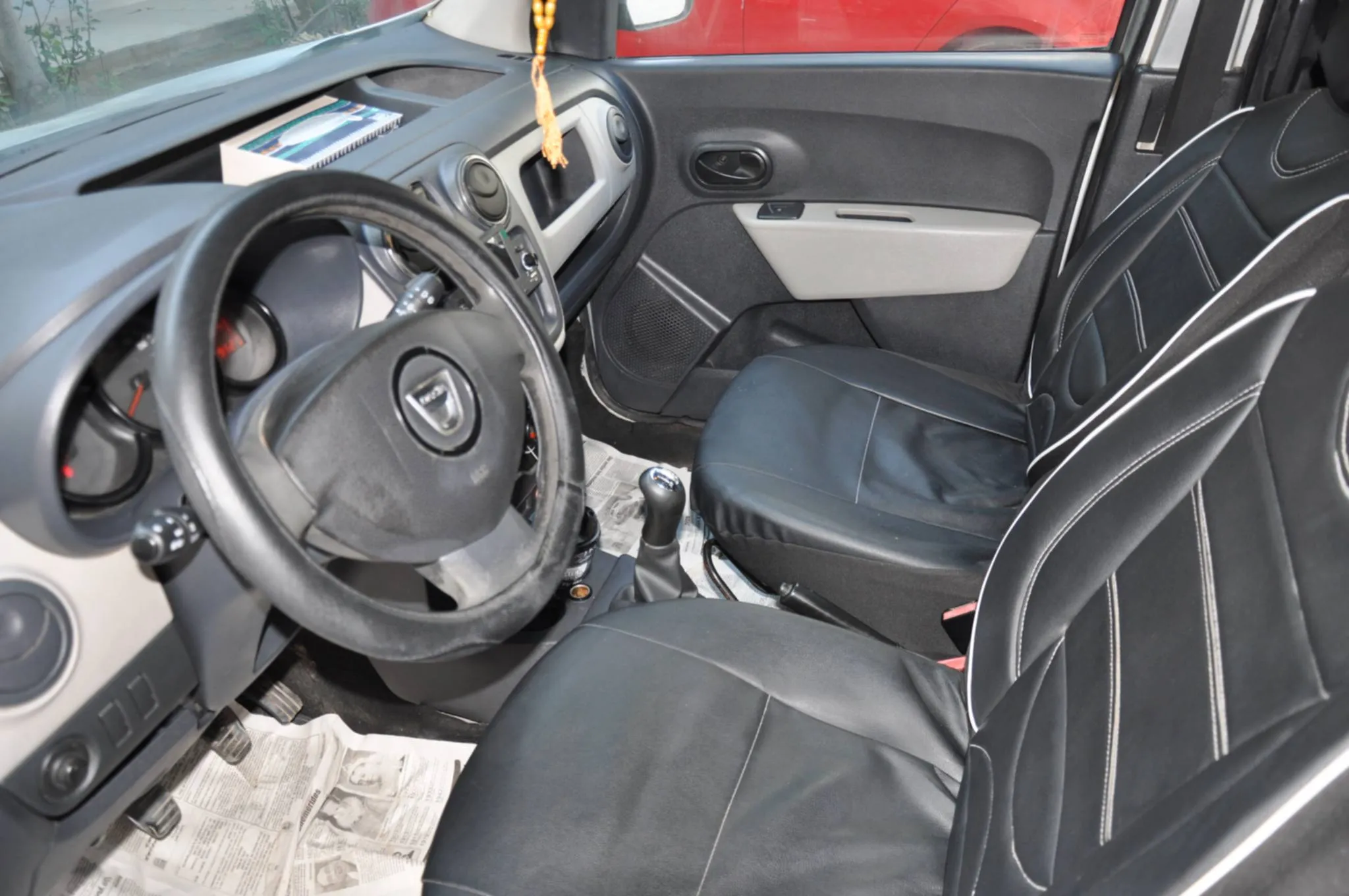 DACIA DOKKER 2 Places Tél 92.951.221  