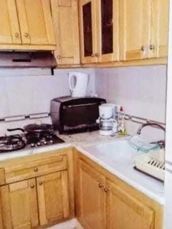 Excellent Apt S1 meublé pour étranger à l'année 